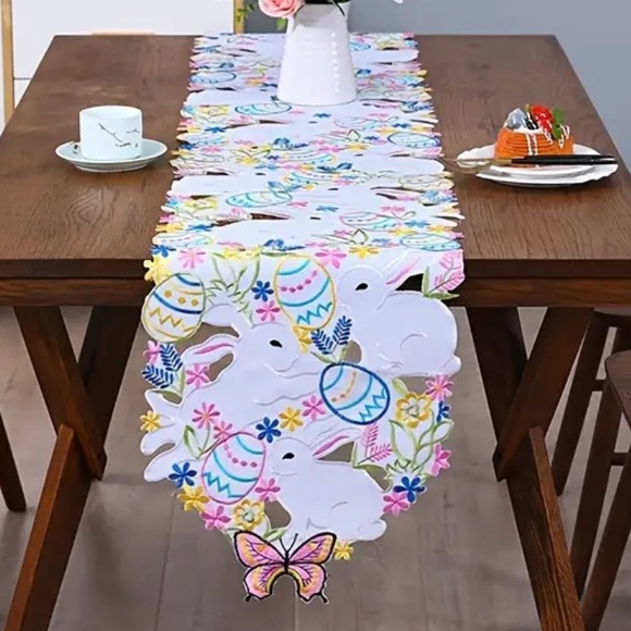 New Spring Easter Rabbit Butterfly Embroidery Table runner Table 13x60 - Picture 1 of 3